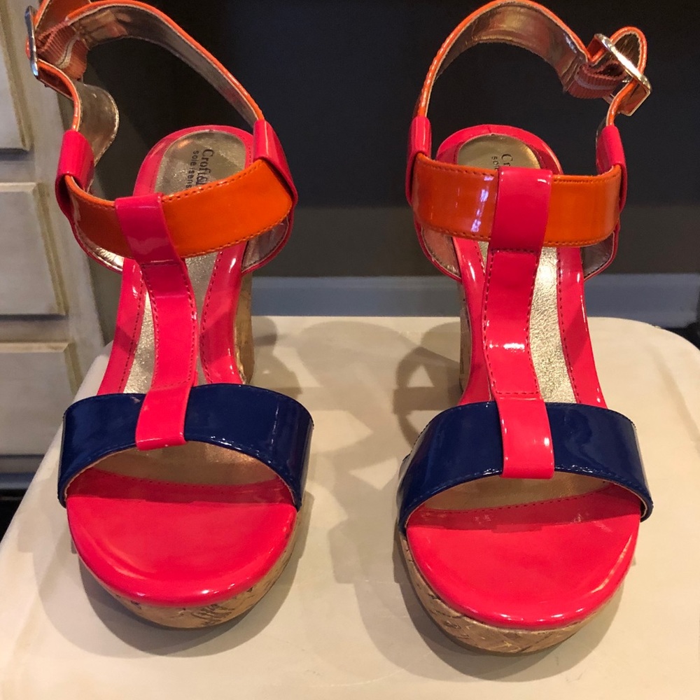 Shoes - Picture 2 of 3